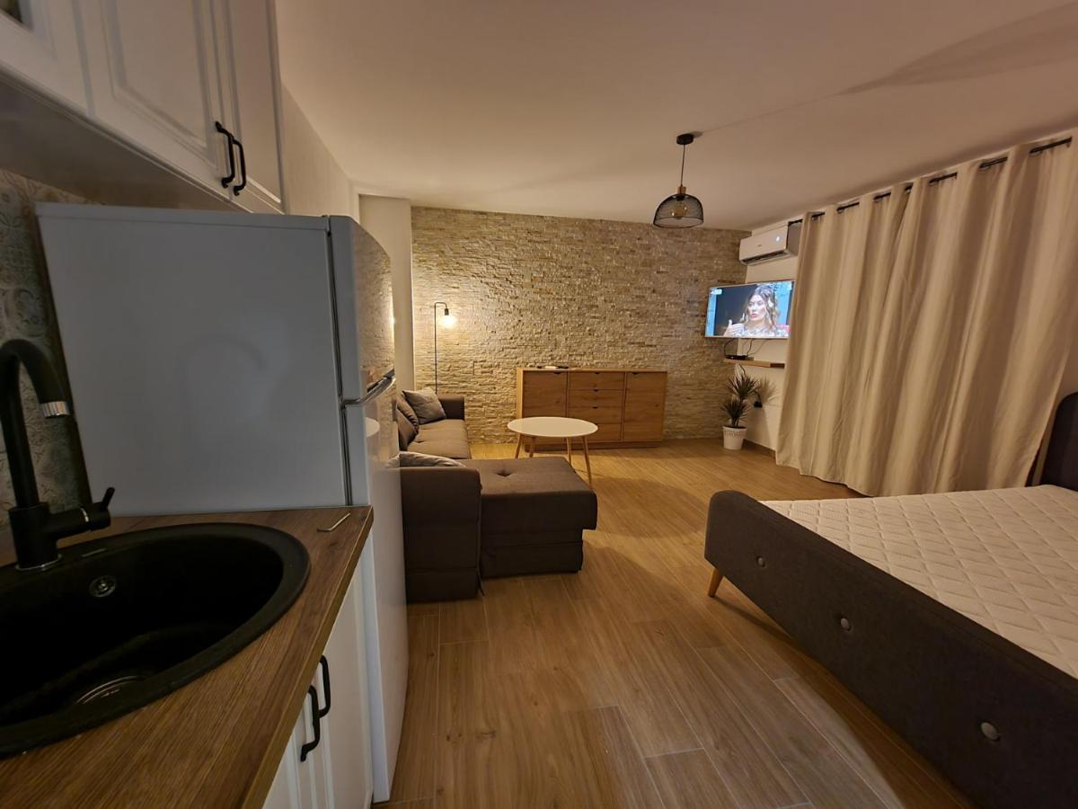 Apartments Vranes Tivat Extérieur photo