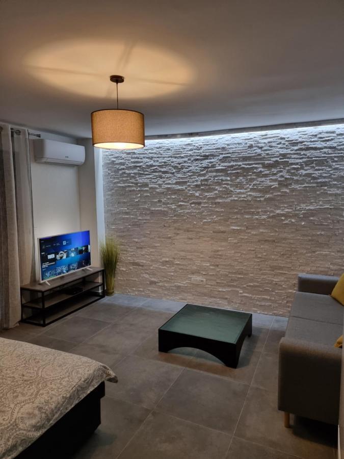 Apartments Vranes Tivat Extérieur photo