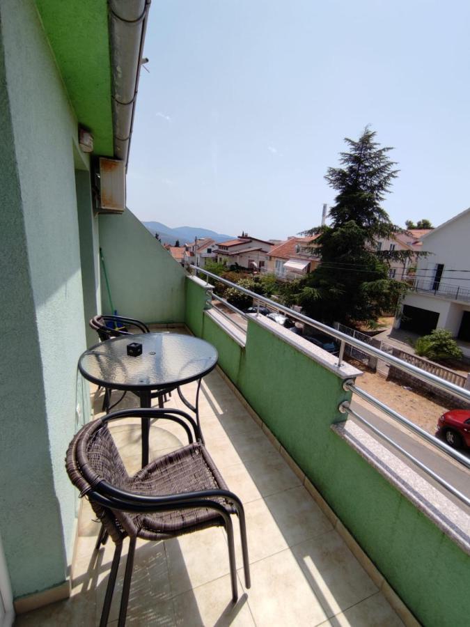 Apartments Vranes Tivat Extérieur photo