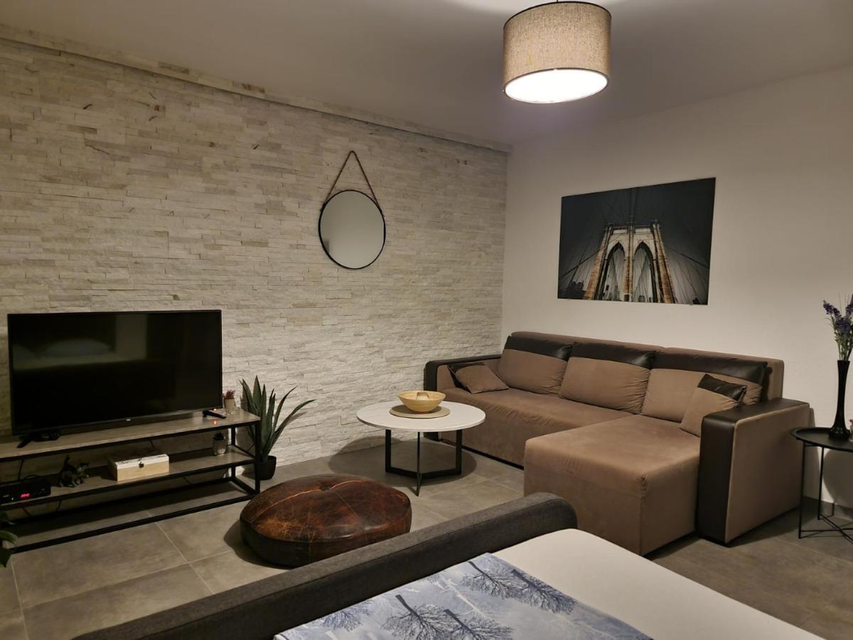 Apartments Vranes Tivat Extérieur photo