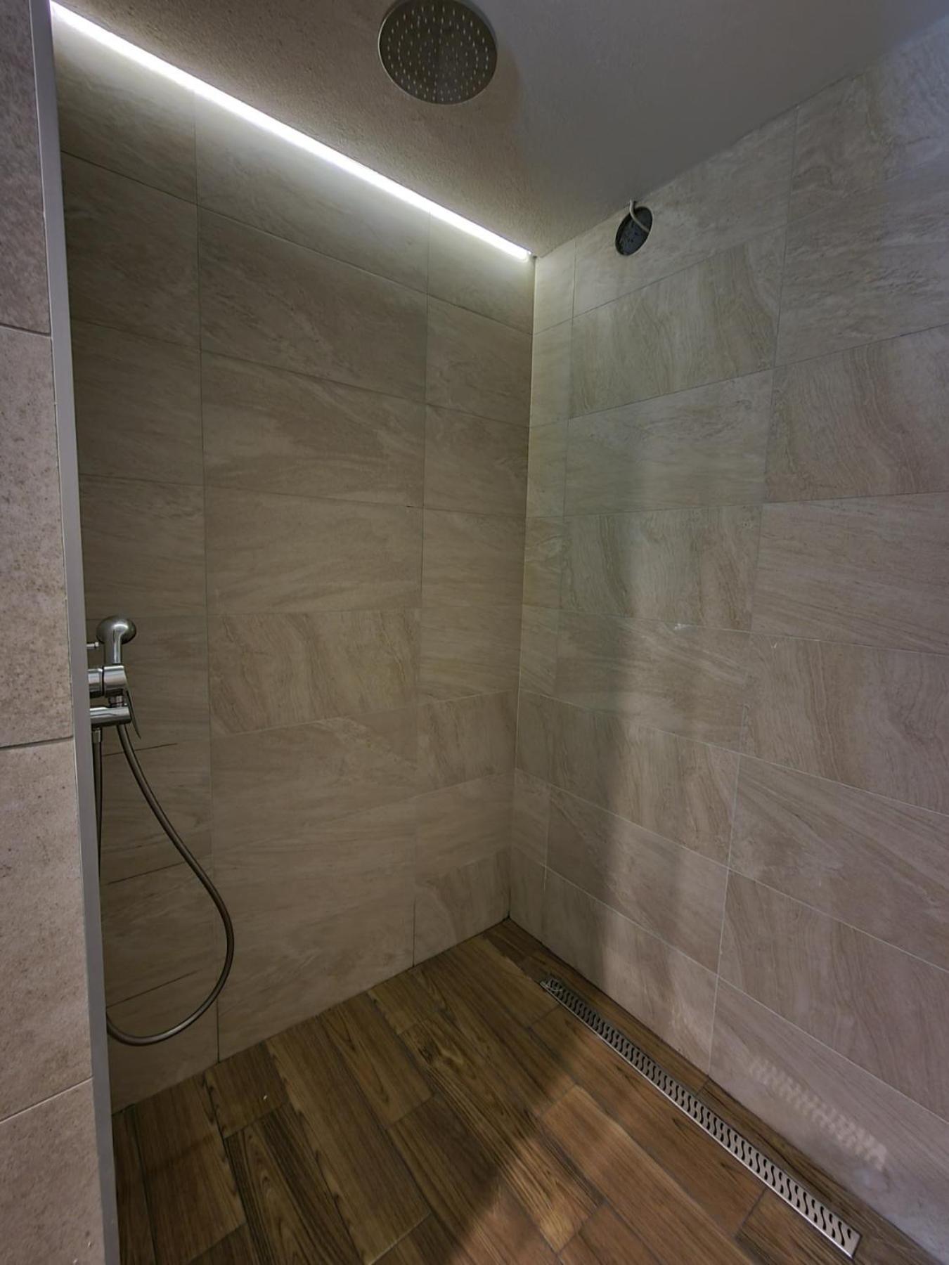 Apartments Vranes Tivat Extérieur photo