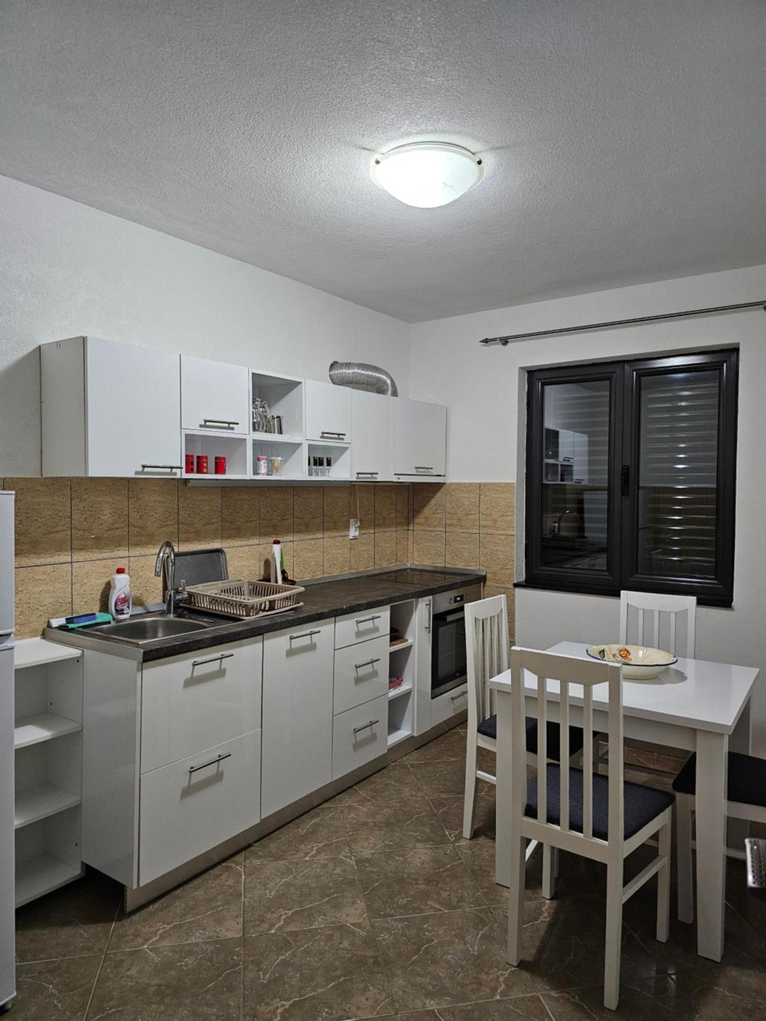 Apartments Vranes Tivat Extérieur photo